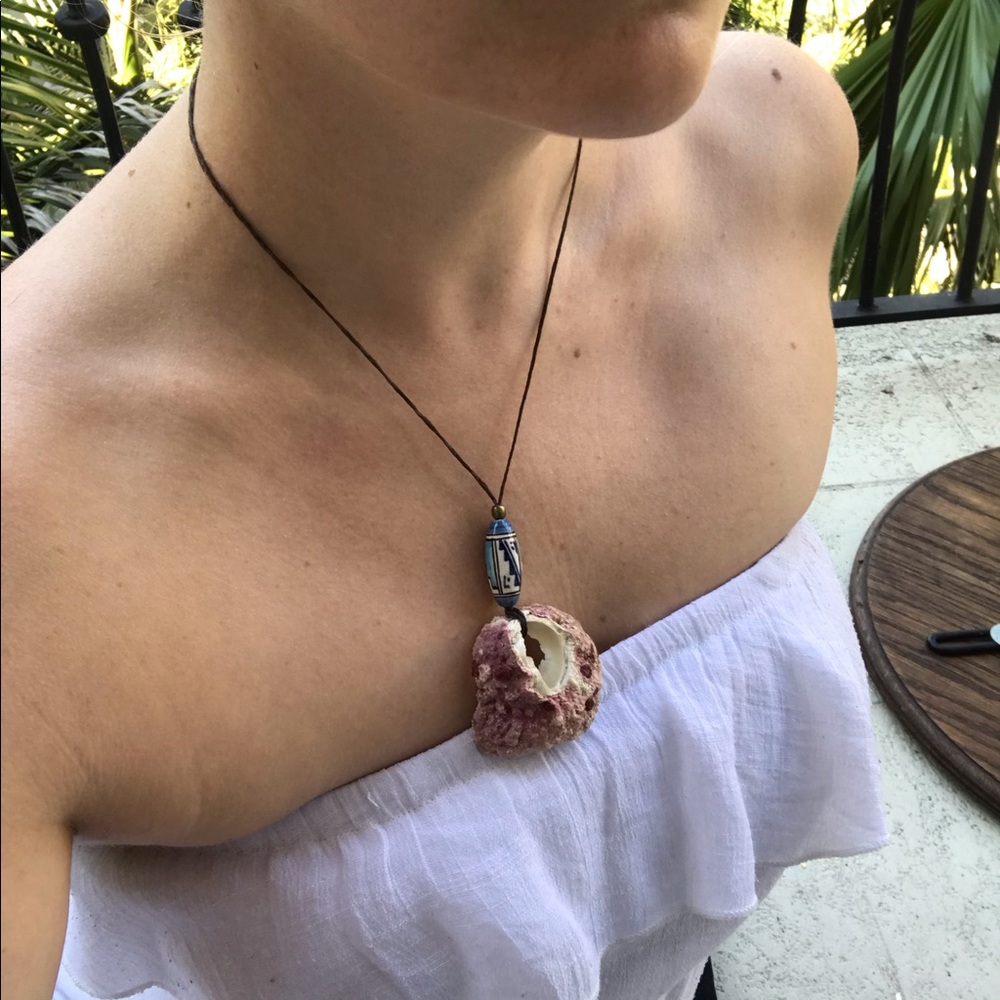 📍Pink Shell Necklace - Picture 9 of 12